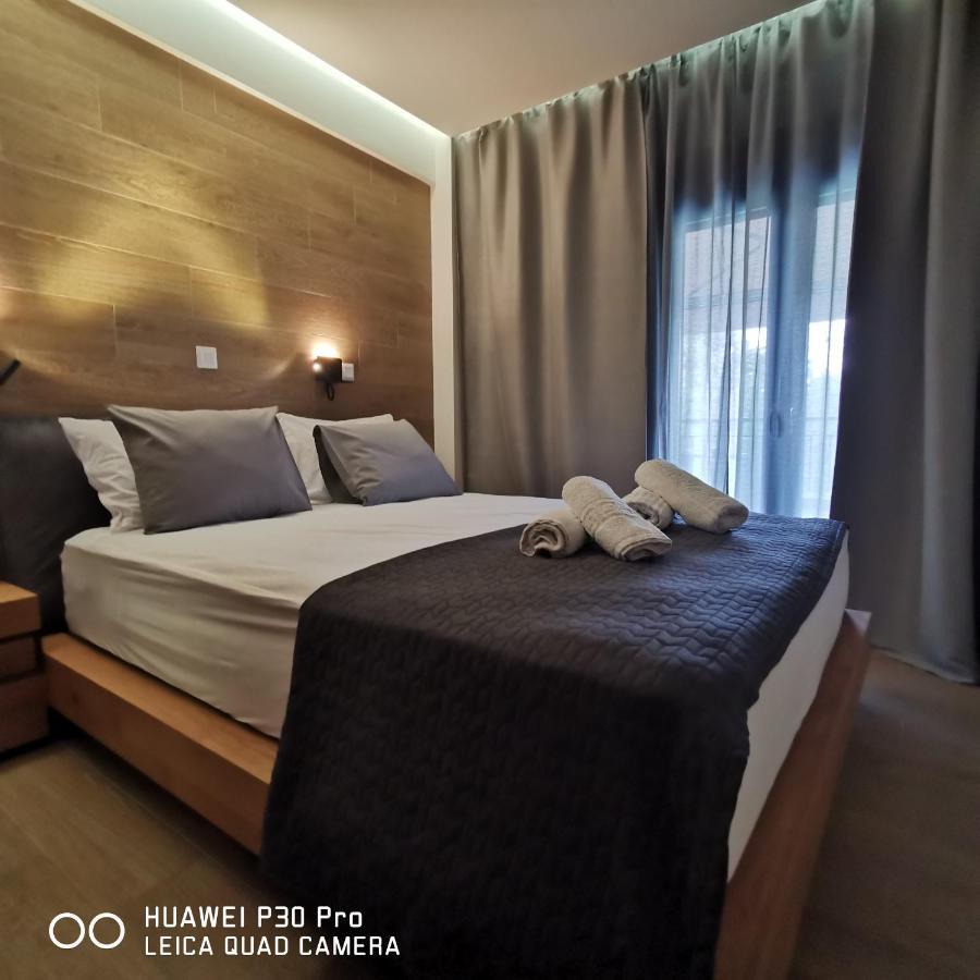 Family Apartment Zornitsa Néa Fókaia Bagian luar foto